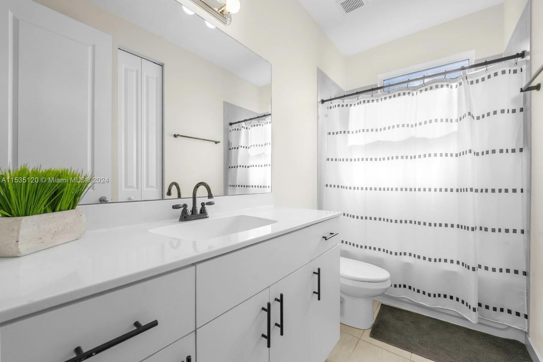 Recently Sold: $578,999 (4 beds, 3 baths, 2065 Square Feet)