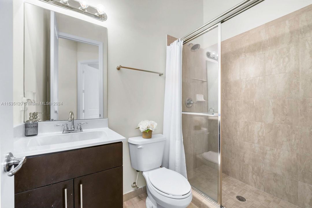 Recently Sold: $578,999 (4 beds, 3 baths, 2065 Square Feet)