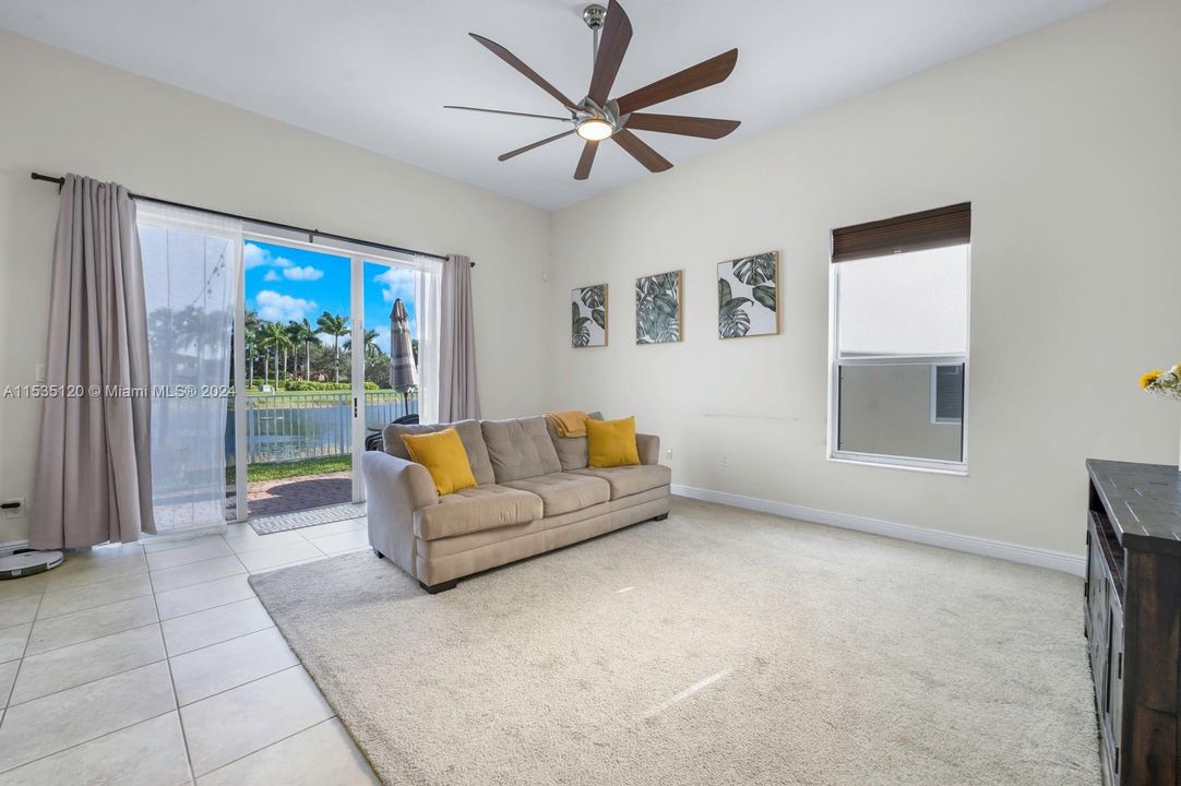 Recently Sold: $578,999 (4 beds, 3 baths, 2065 Square Feet)