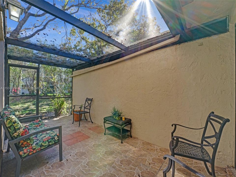 For Sale: $639,500 (4 beds, 2 baths, 2068 Square Feet)