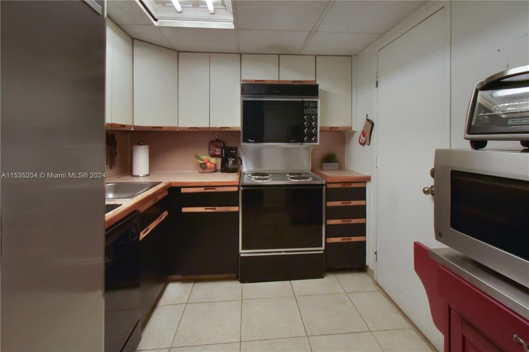 Recently Rented: $2,900 (1 beds, 1 baths, 0 Square Feet)