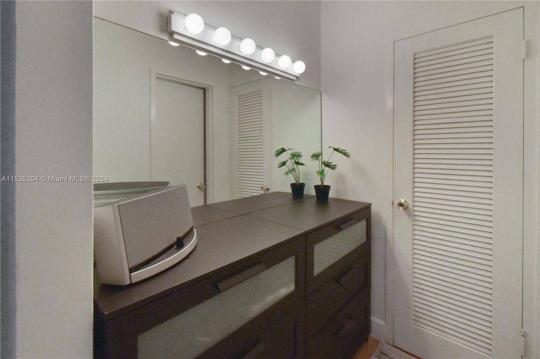 Recently Rented: $2,900 (1 beds, 1 baths, 0 Square Feet)