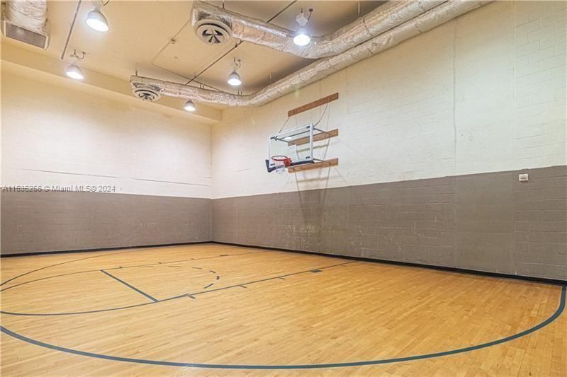 Недавно продано: $549,000 (2 спален, 2 ванн, 1246 Квадратных фут)