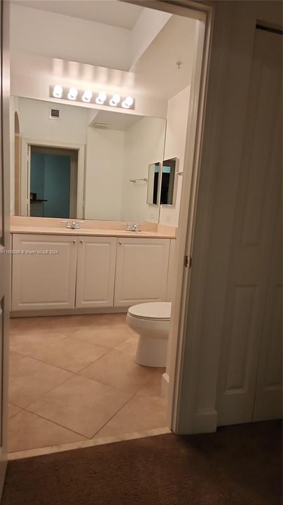 Recently Rented: $2,195 (2 beds, 2 baths, 1164 Square Feet)