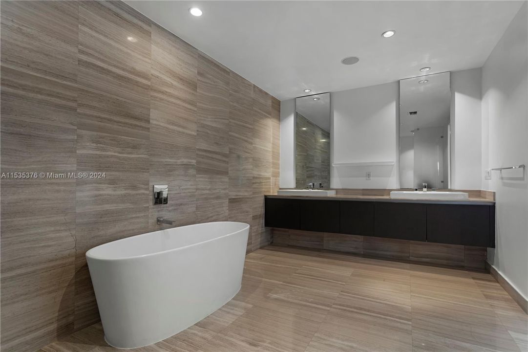 Недавно арендовано: $13,000 (3 спален, 4 ванн, 2942 Квадратных фут)