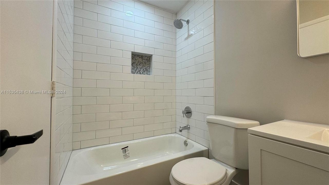 待售: $534,900 (3 贝兹, 2 浴室, 1245 平方英尺)