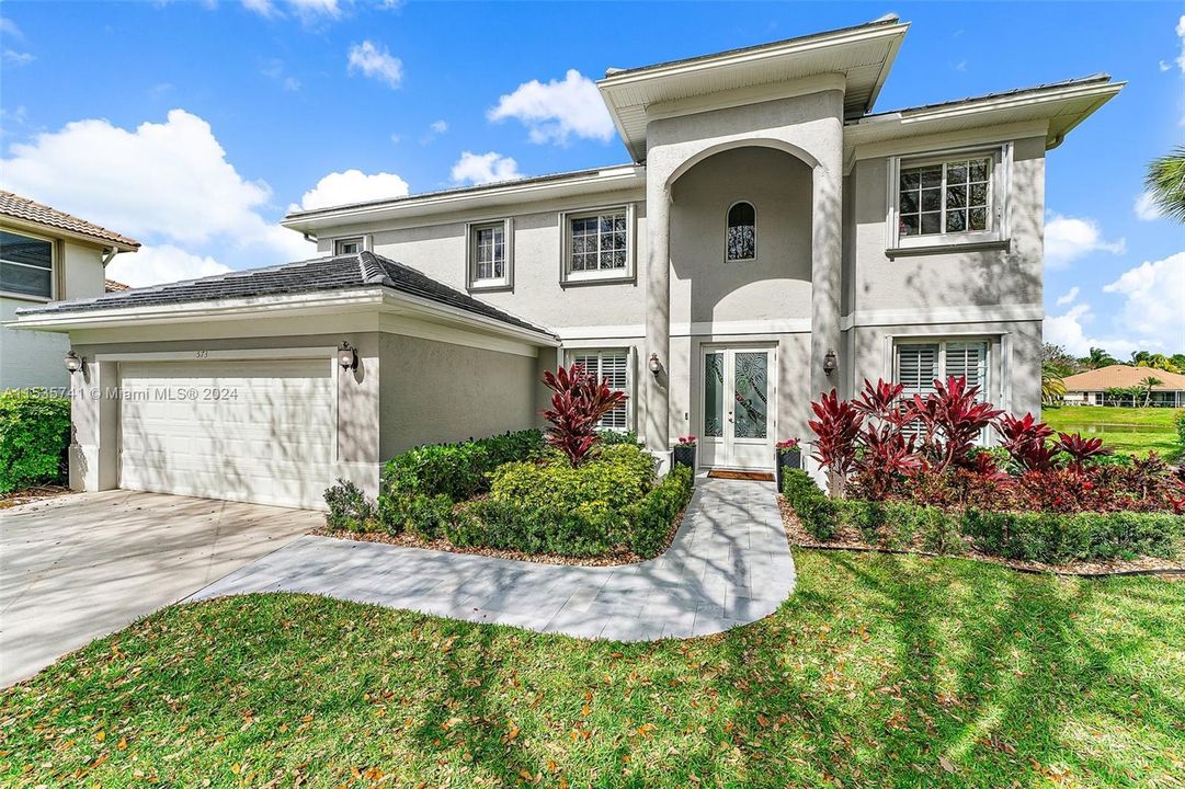 Recently Sold: $1,400,000 (5 beds, 3 baths, 3268 Square Feet)