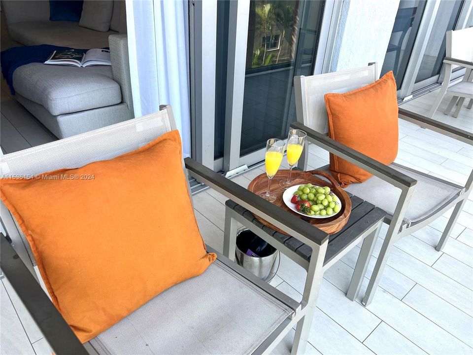 Recently Sold: $528,000 (2 beds, 2 baths, 1020 Square Feet)