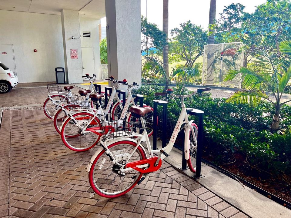 Recently Sold: $528,000 (2 beds, 2 baths, 1020 Square Feet)