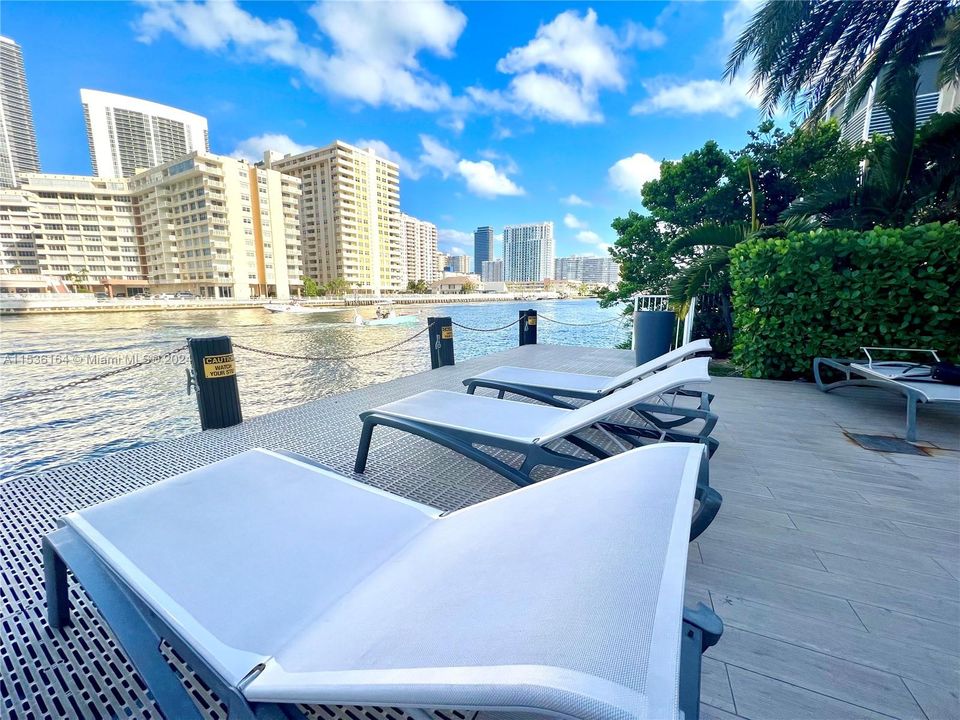 Recently Sold: $528,000 (2 beds, 2 baths, 1020 Square Feet)