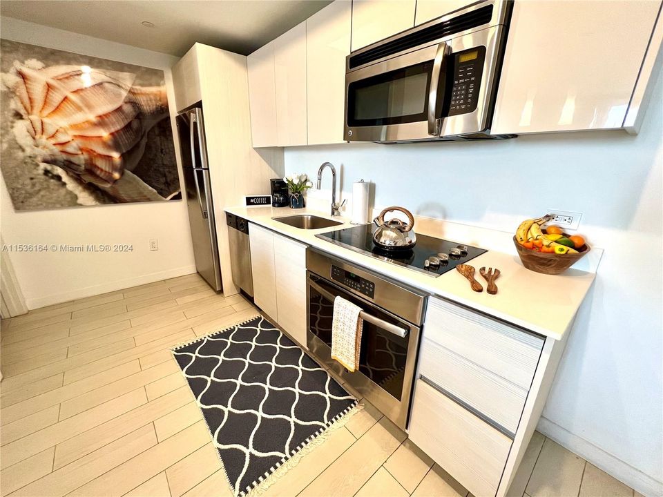 Recently Sold: $528,000 (2 beds, 2 baths, 1020 Square Feet)