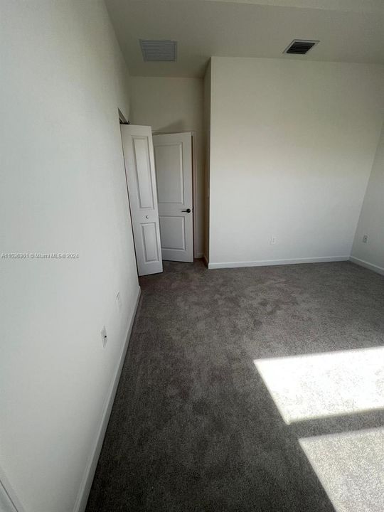 最近租的: $2,699 (3 贝兹, 2 浴室, 0 平方英尺)