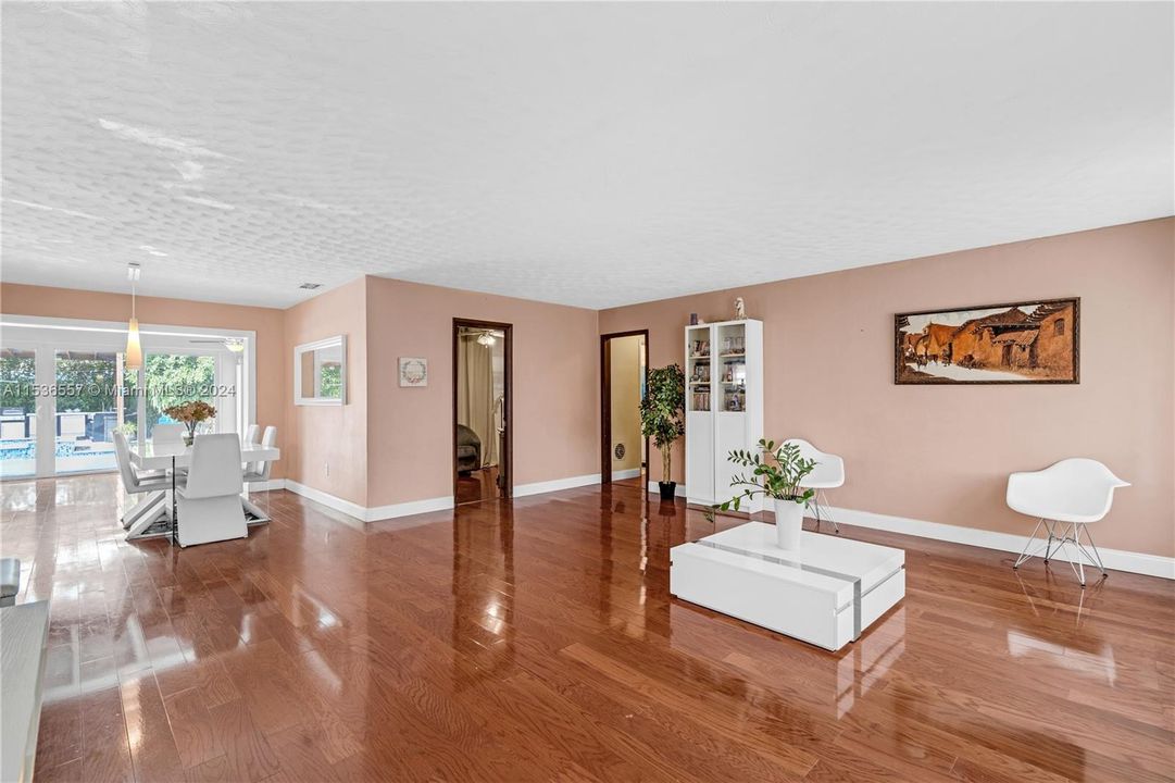 Active With Contract: $1,100,000 (4 beds, 2 baths, 1964 Square Feet)