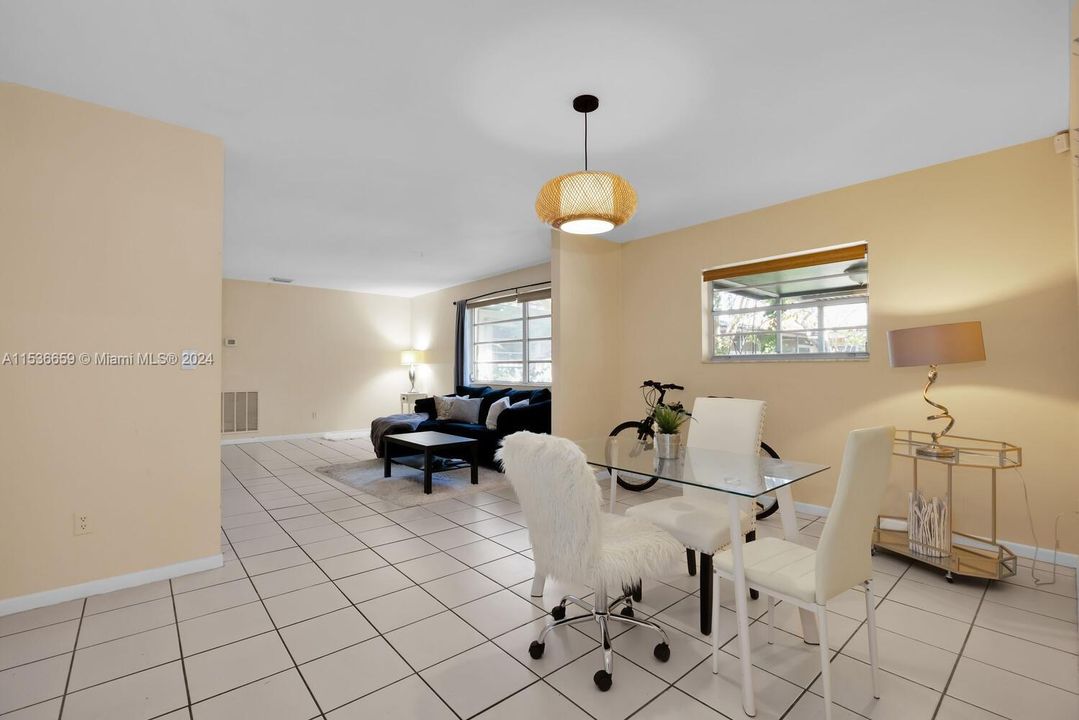 Recently Sold: $1,799,000 (0 beds, 0 baths, 3073 Square Feet)