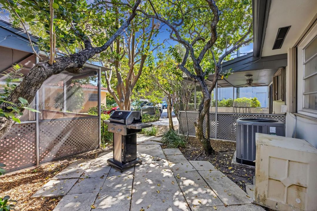 Recently Sold: $1,799,000 (0 beds, 0 baths, 3073 Square Feet)