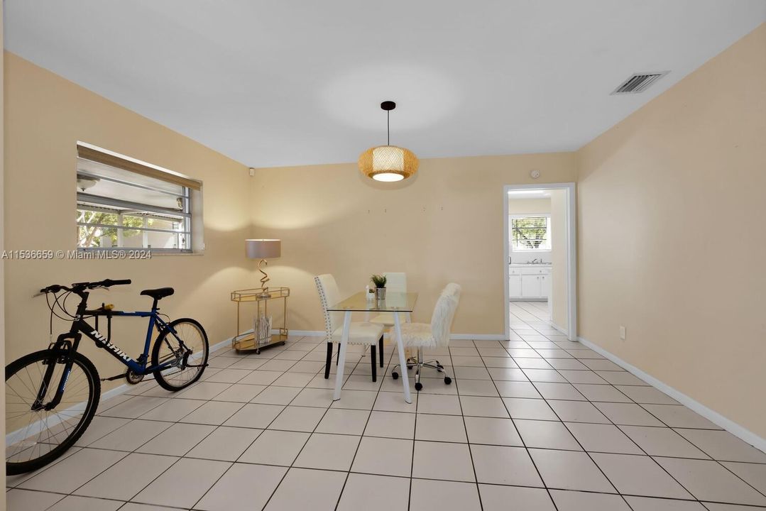 Recently Sold: $1,799,000 (0 beds, 0 baths, 3073 Square Feet)