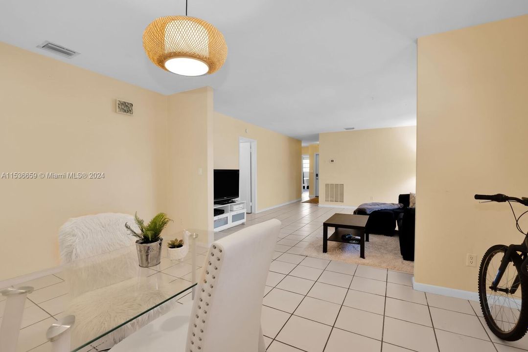 Recently Sold: $1,799,000 (0 beds, 0 baths, 3073 Square Feet)