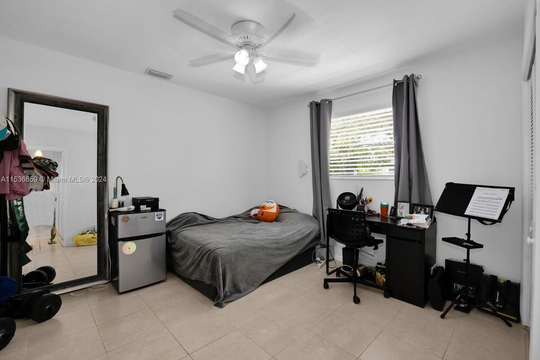 Recently Sold: $1,799,000 (0 beds, 0 baths, 3073 Square Feet)