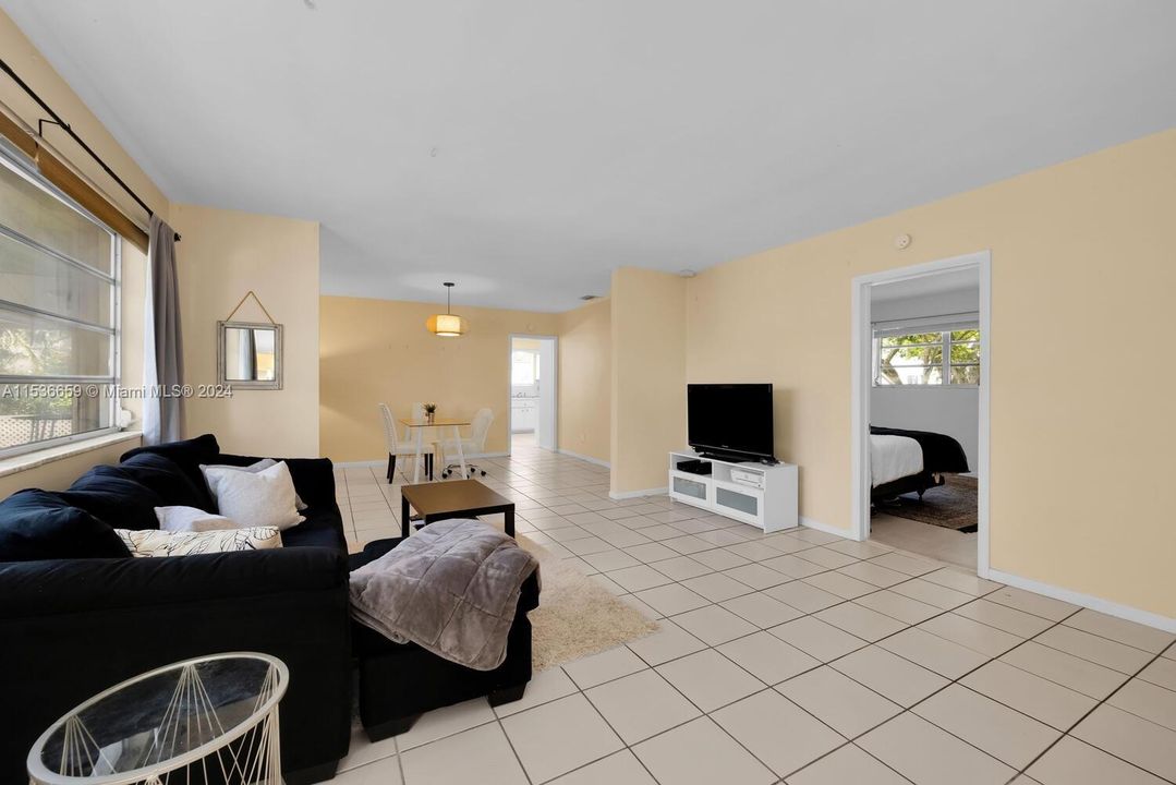 Recently Sold: $1,799,000 (0 beds, 0 baths, 3073 Square Feet)