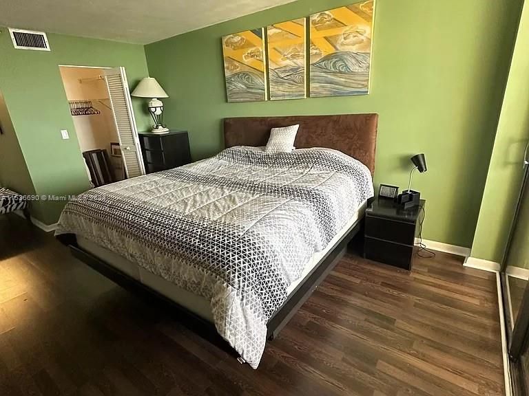 Recently Rented: $3,000 (1 beds, 1 baths, 848 Square Feet)