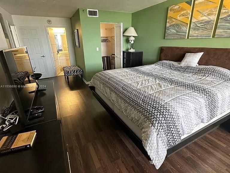 Recently Rented: $3,000 (1 beds, 1 baths, 848 Square Feet)