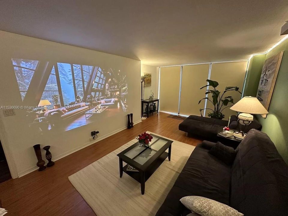 Recently Rented: $3,000 (1 beds, 1 baths, 848 Square Feet)