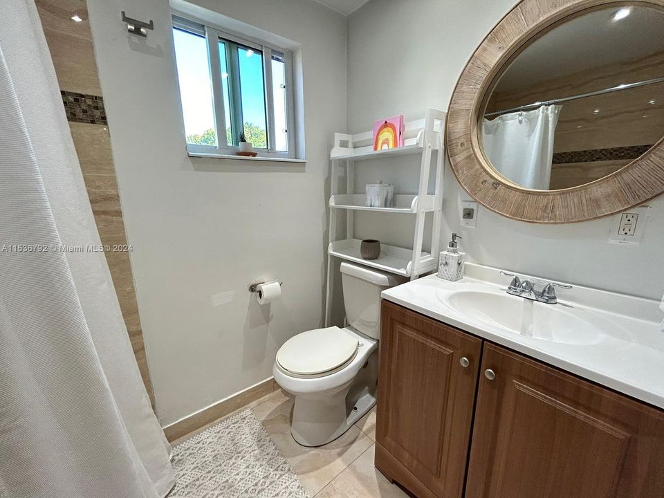 Недавно арендовано: $3,695 (4 спален, 2 ванн, 1496 Квадратных фут)
