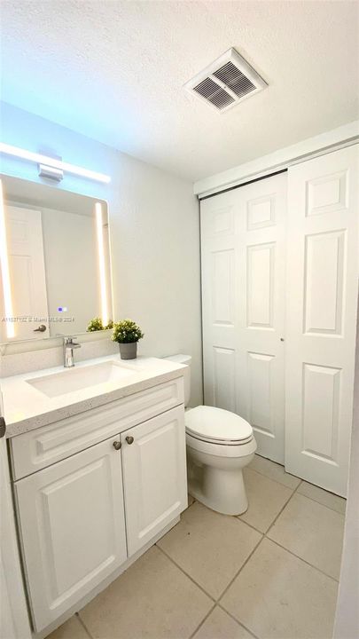 Recently Sold: $390,000 (2 beds, 2 baths, 1302 Square Feet)