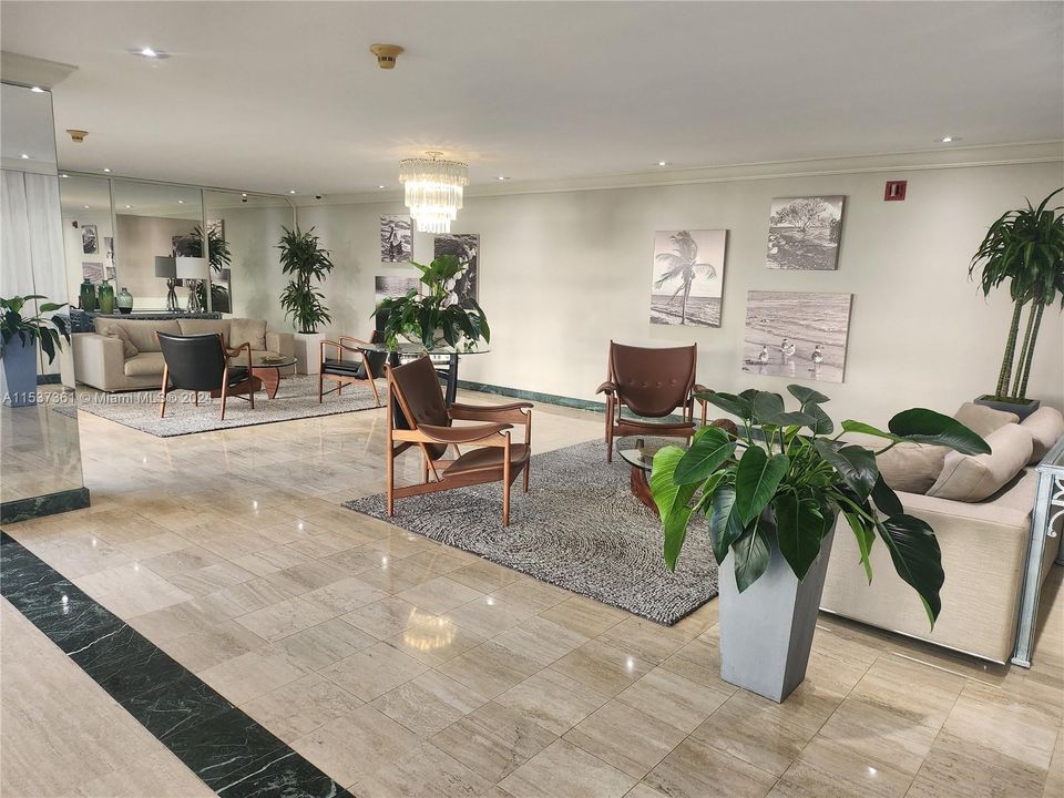 Recently Rented: $2,500 (1 beds, 1 baths, 787 Square Feet)