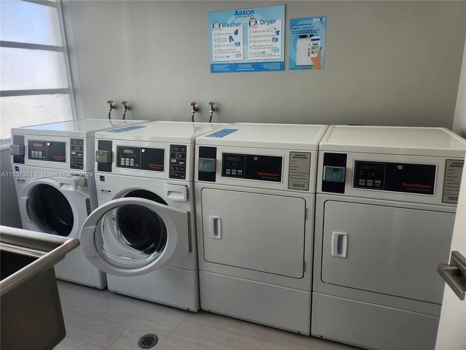 Recently Rented: $2,500 (1 beds, 1 baths, 787 Square Feet)