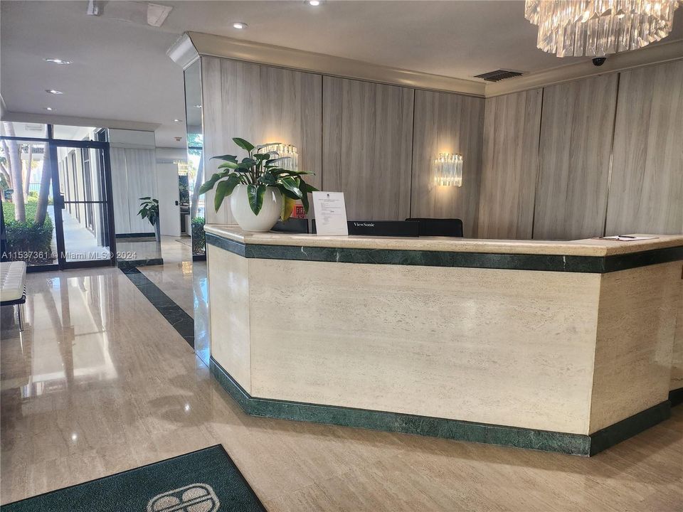 Recently Rented: $2,500 (1 beds, 1 baths, 787 Square Feet)