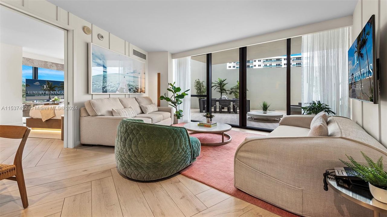 For Sale: $3,195,000 (2 beds, 2 baths, 1121 Square Feet)