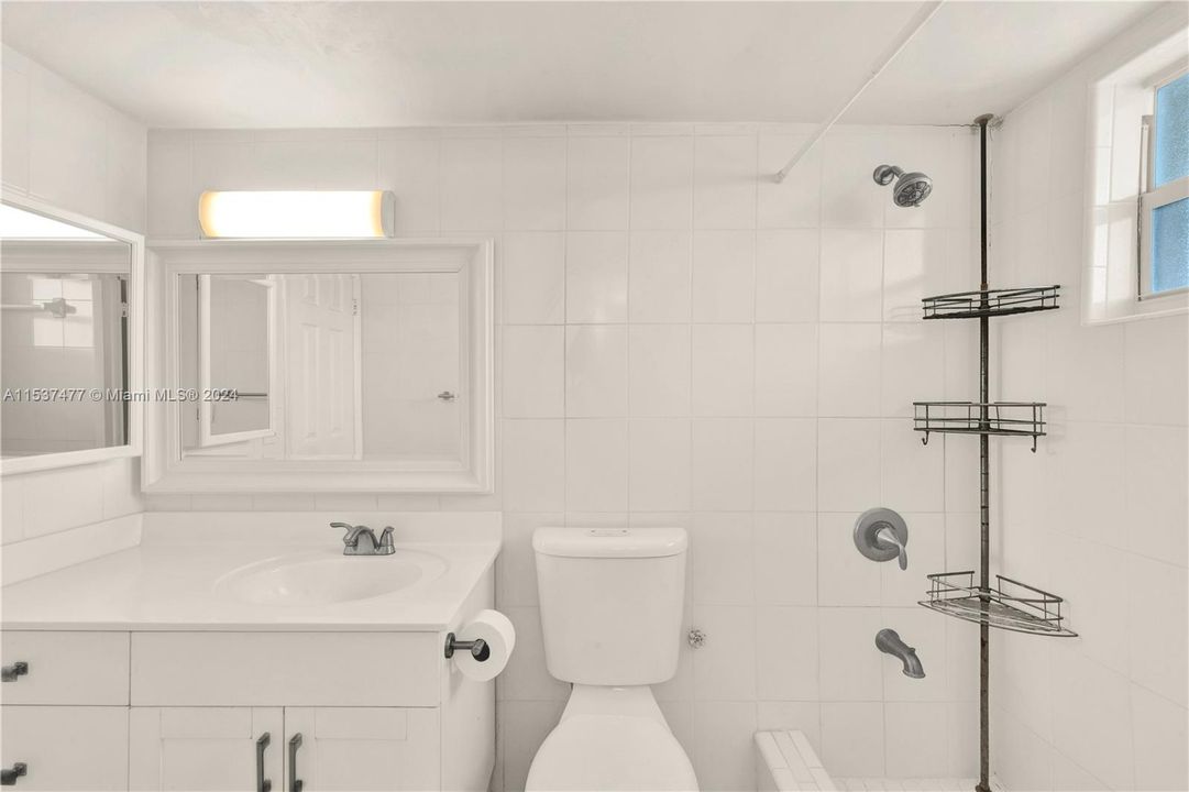 Vendido Recientemente: $210,000 (1 camas, 1 baños, 725 Pies cuadrados)