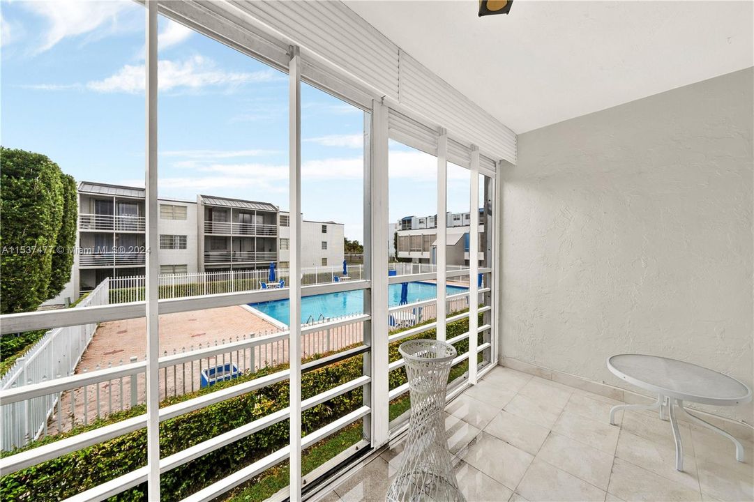 Vendido Recientemente: $210,000 (1 camas, 1 baños, 725 Pies cuadrados)