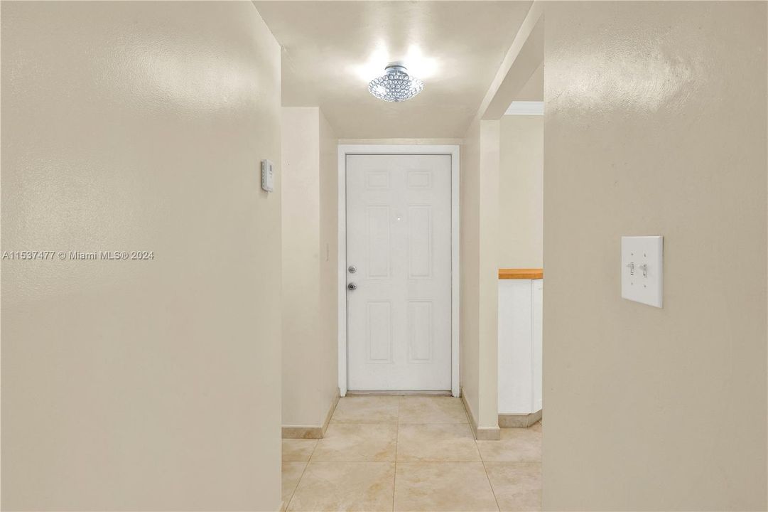 Vendido Recientemente: $210,000 (1 camas, 1 baños, 725 Pies cuadrados)