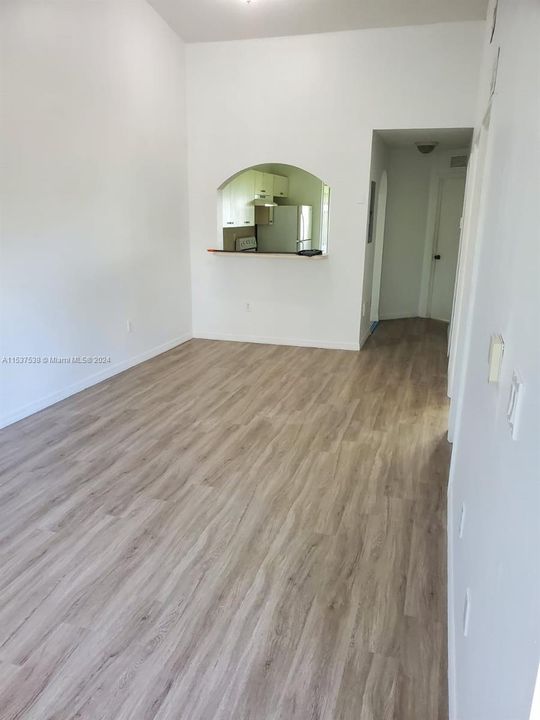 Activo con contrato: $239,000 (2 camas, 2 baños, 910 Pies cuadrados)