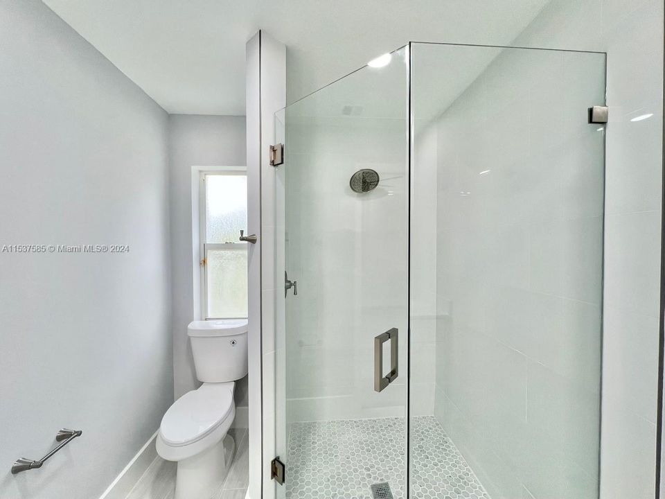 最近售出: $475,000 (3 贝兹, 2 浴室, 1536 平方英尺)