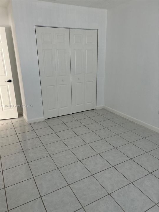 Recently Rented: $2,900 (3 beds, 2 baths, 1283 Square Feet)