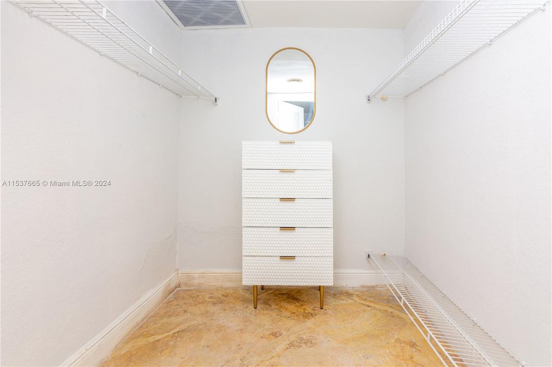 待售: $739,000 (2 贝兹, 3 浴室, 1410 平方英尺)