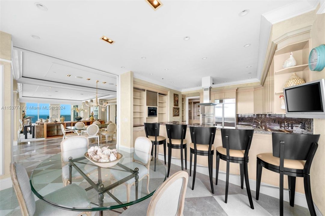 For Sale: $4,595,000 (3 beds, 4 baths, 4438 Square Feet)
