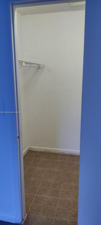 Recently Rented: $1,600 (1 beds, 1 baths, 800 Square Feet)