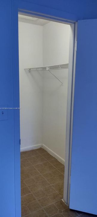 Recently Rented: $1,600 (1 beds, 1 baths, 800 Square Feet)