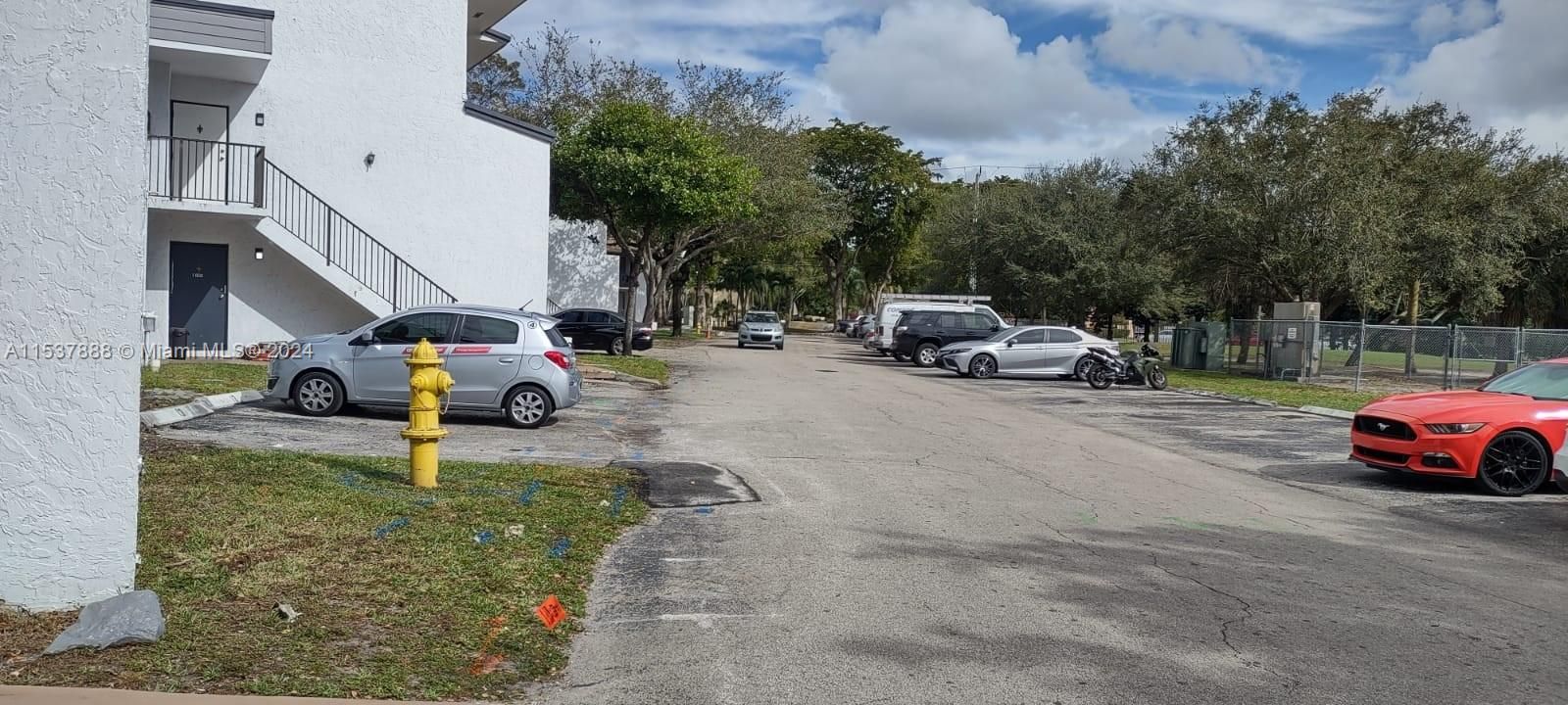 Recently Rented: $1,600 (1 beds, 1 baths, 800 Square Feet)