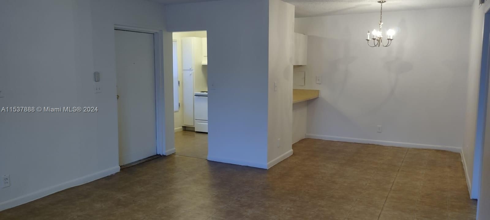 Recently Rented: $1,600 (1 beds, 1 baths, 800 Square Feet)