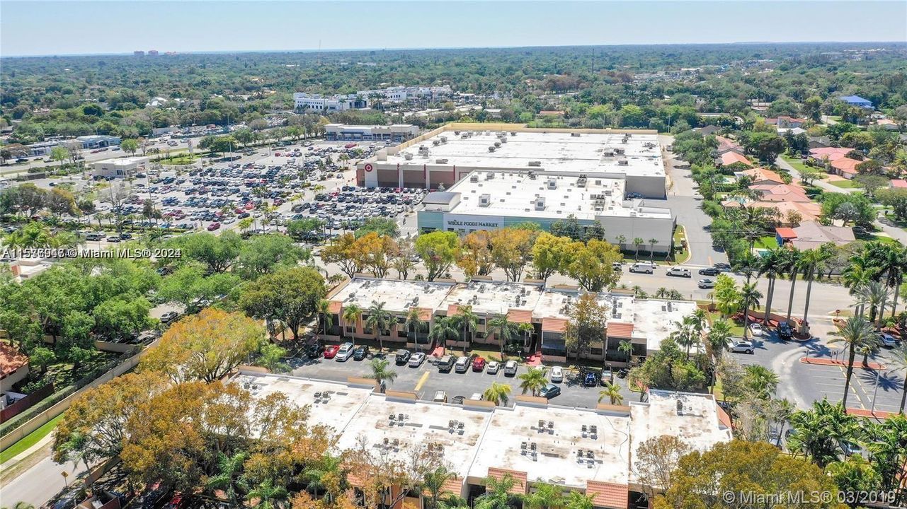 Recently Rented: $3,000 (3 beds, 2 baths, 1269 Square Feet)