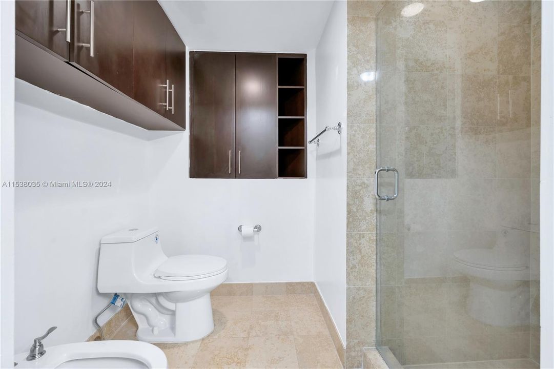 Recently Rented: $8,500 (2 beds, 2 baths, 1550 Square Feet)