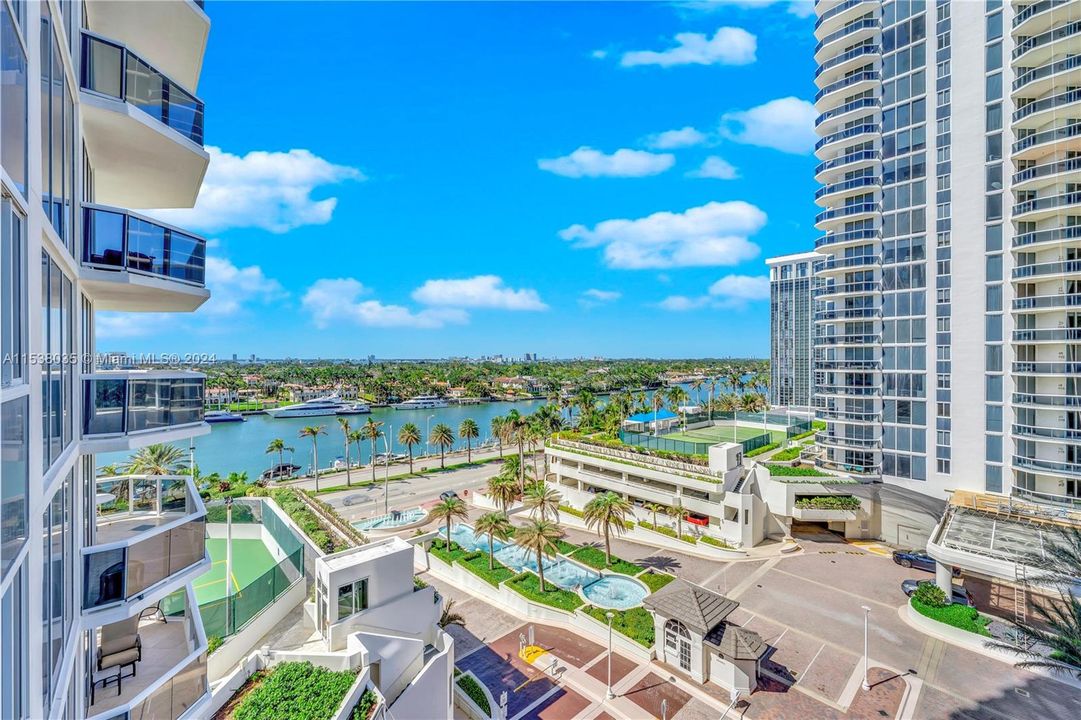 Recently Rented: $8,500 (2 beds, 2 baths, 1550 Square Feet)