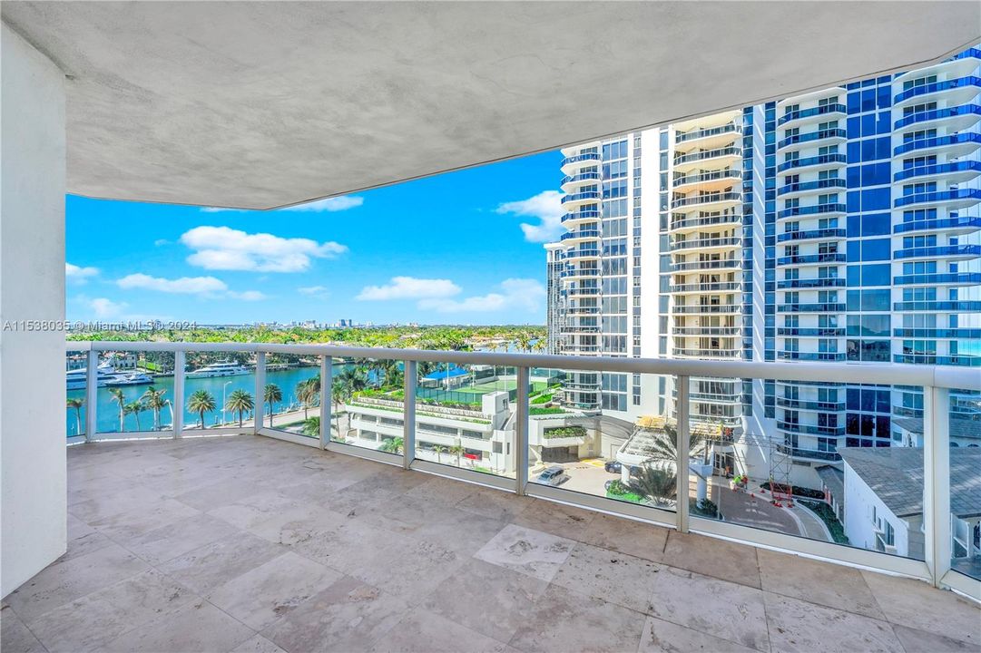 Recently Rented: $8,500 (2 beds, 2 baths, 1550 Square Feet)