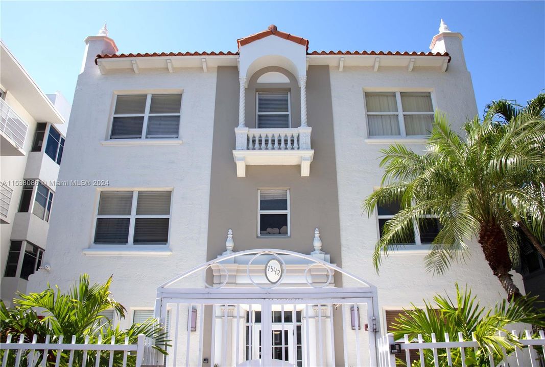 Recently Rented: $1,850 (0 beds, 1 baths, 350 Square Feet)