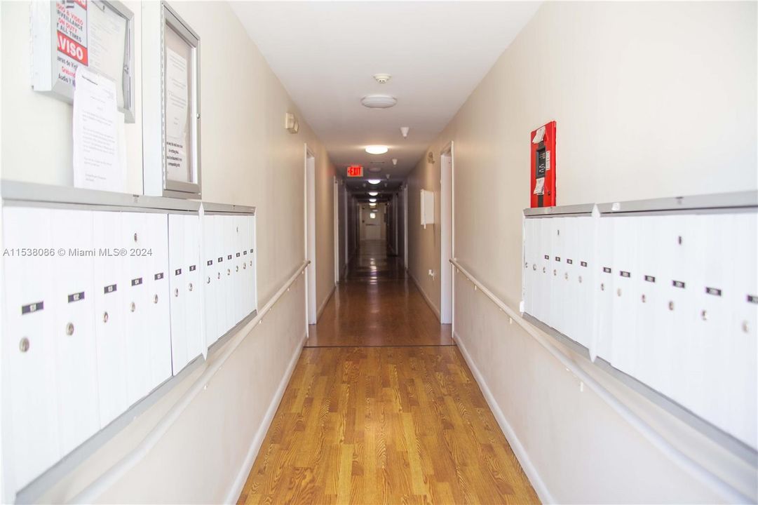 Recently Rented: $1,850 (0 beds, 1 baths, 350 Square Feet)